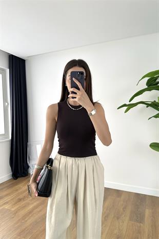ZR Lela Acı Kahve Bisiklet Yaka Crop Tişört