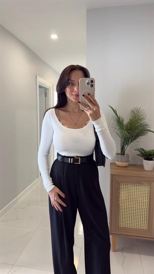 Zuzu Açık Ekru Oval Yaka Dantelli Bluz