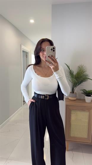 Zuzu Açık Ekru Oval Yaka Dantelli Bluz