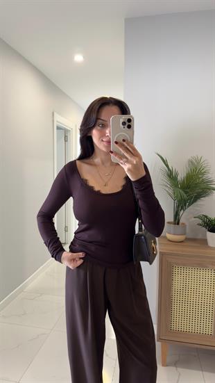 Zuzu Kahve Oval Yaka Dantelli Bluz