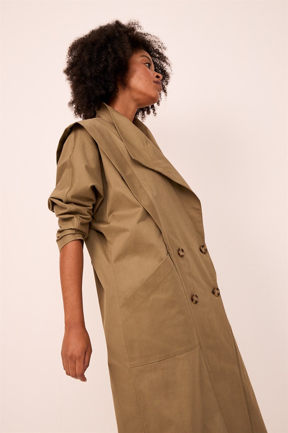 Yolanda Trenchcoat