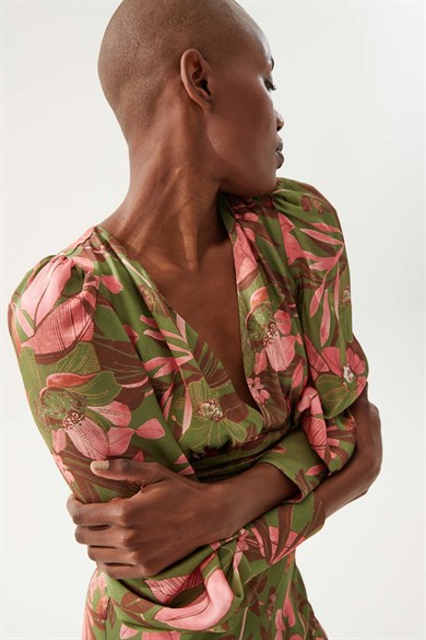 Roma Desenli Yeşil Elbise