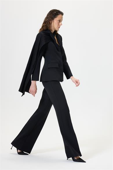 Sidelya Siyah Takım