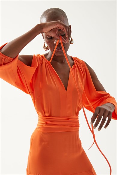 Solina Turuncu Elbise