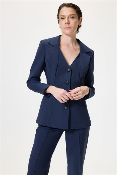 Teressa Lacivert Takım