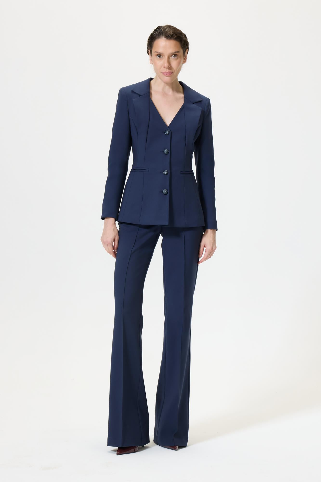 Teressa Lacivert Takım