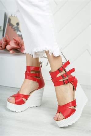 Serkar Kırmızı Fermuar Detay  Platform Kadın Ayakkabı