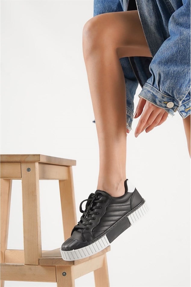 Ethereum Siyah Beyaz Kadın Spor Ayakkabı