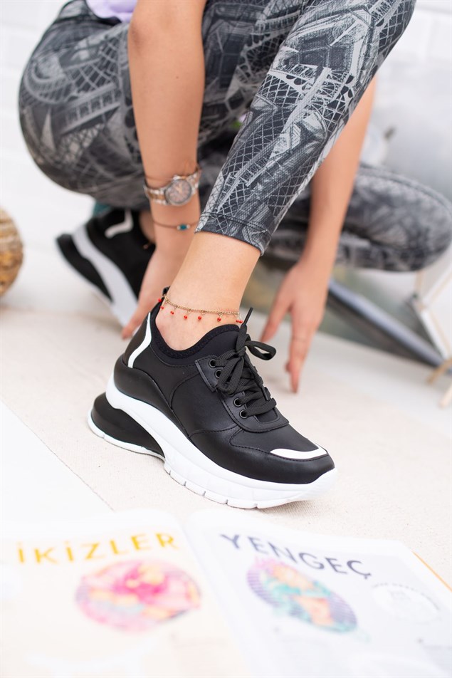 Kayke Siyah Ortapedik Bayan Spor Ayakkabı