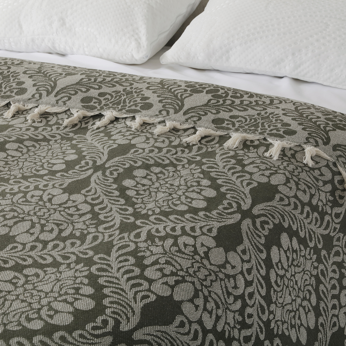Vagonik Damask Desenli Çift Kişilik Yatak Örtüsü Jakarlı 200x230 Cm Haki