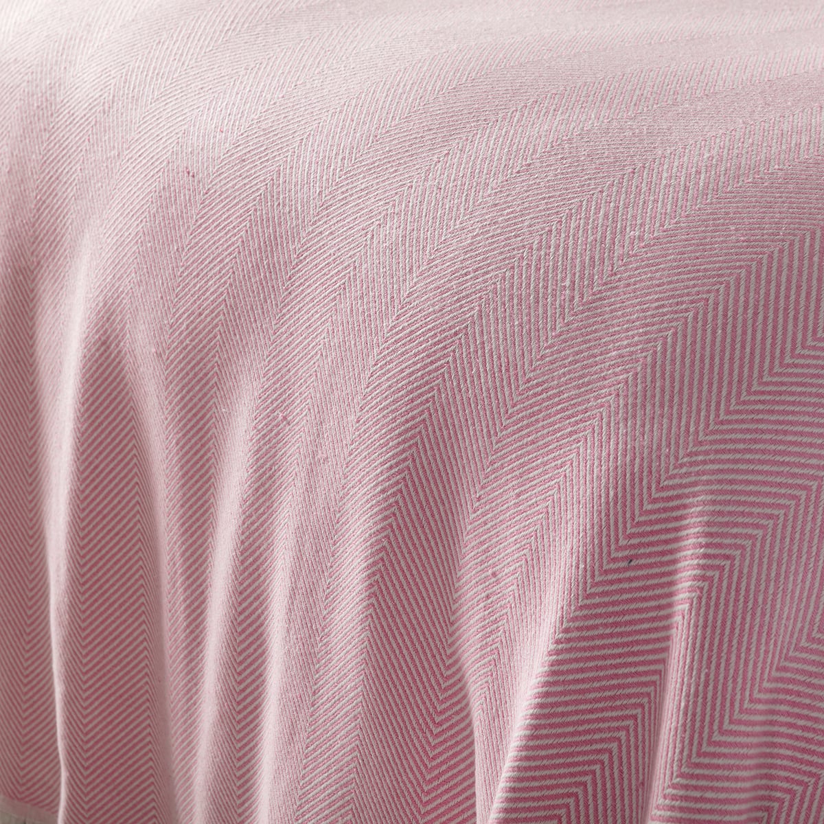 Vagonik Balık Sırtı Desenli Çift Kişilik Yatak Örtüsü 200x230 Cm Pembe