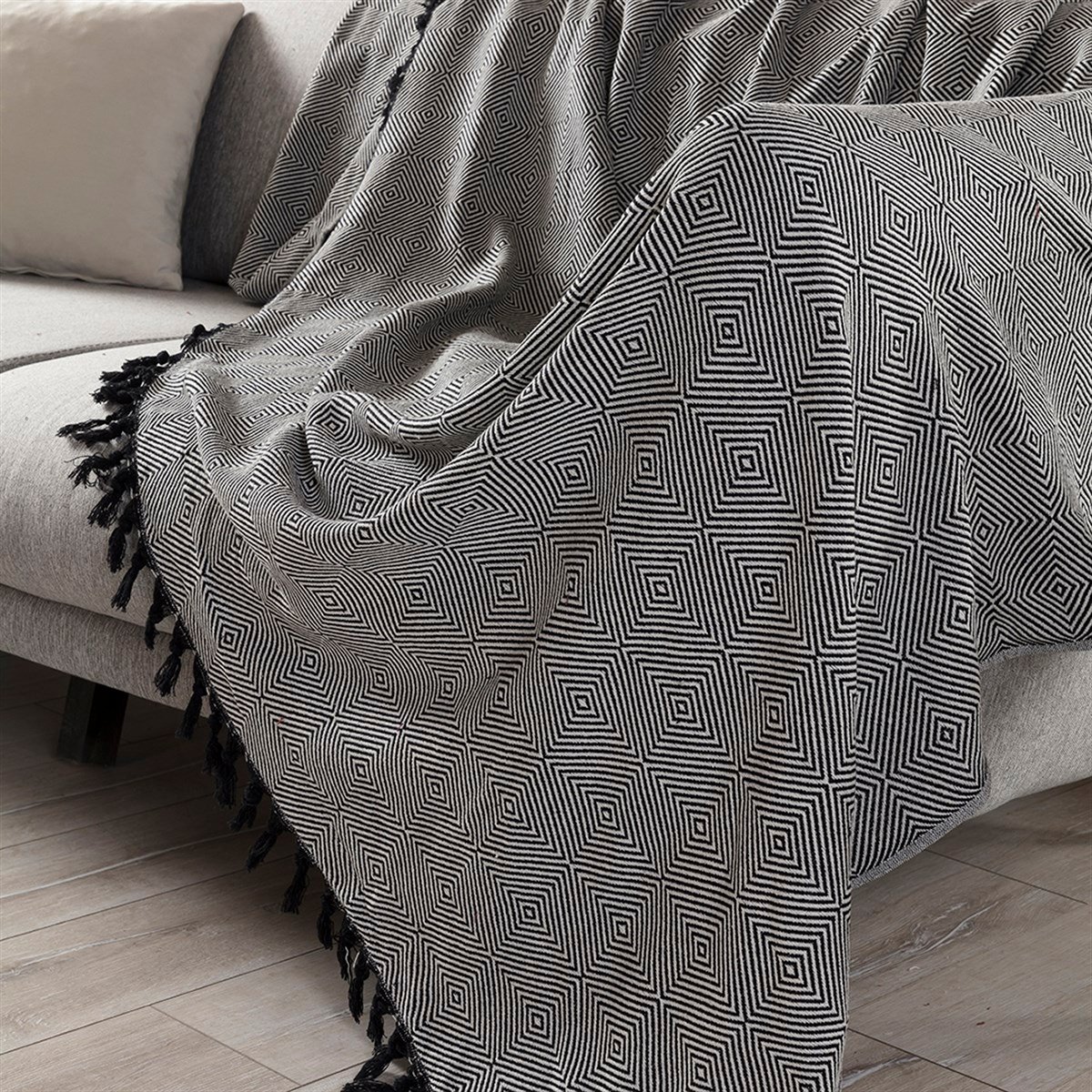 Vagonik Diamond Çok Amaçlı Sık Dokuma Siyah Koltuk Örtüsü 180x230 cm