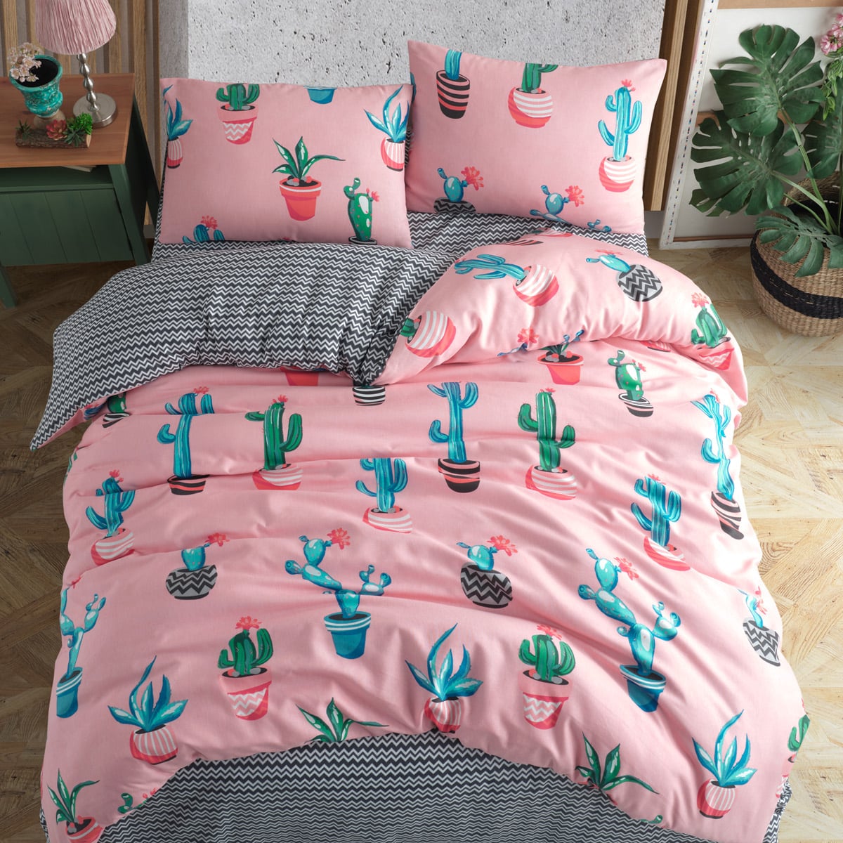 Kaktüs Desenli Pembe Çift Kişilik Nevresim Takımı