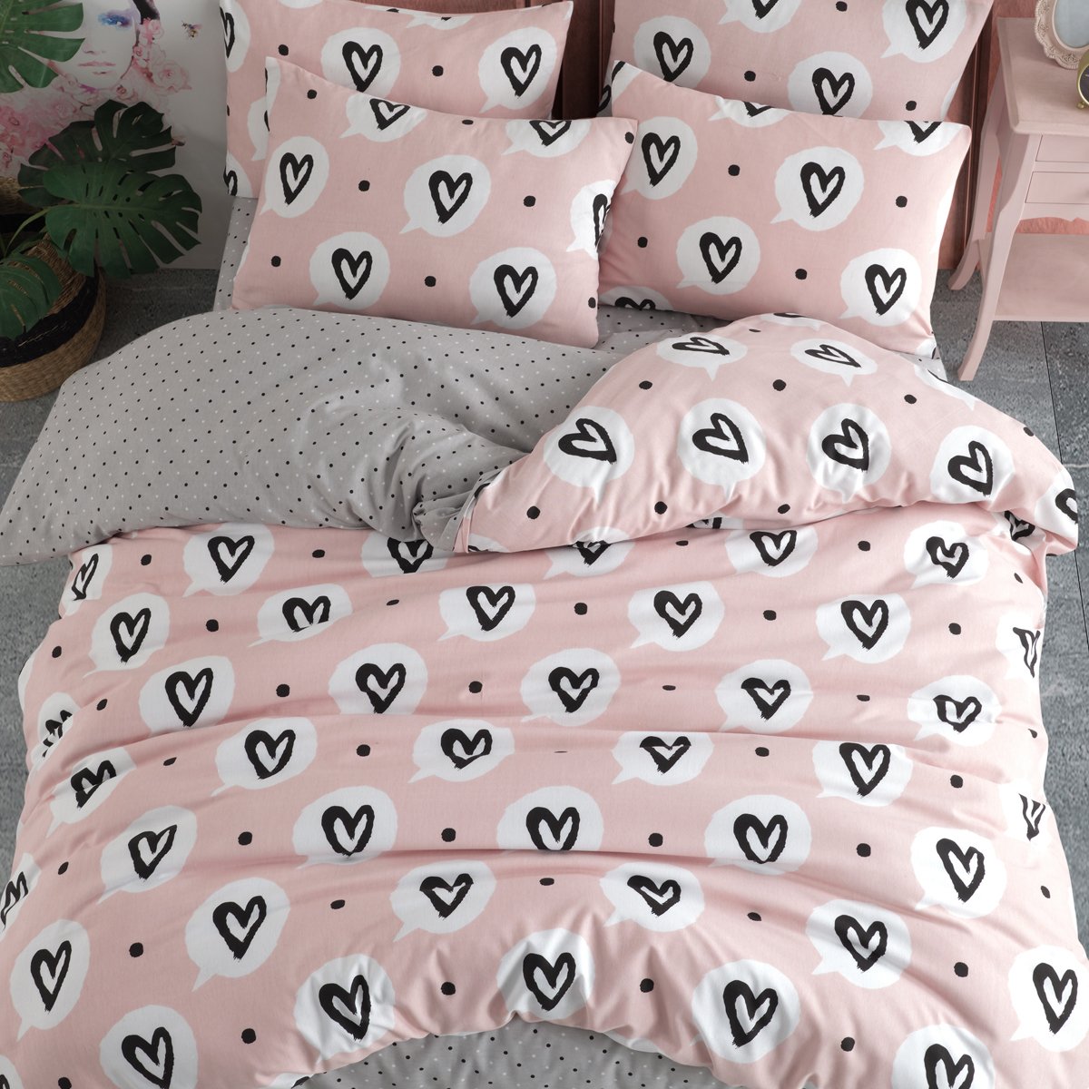 Vagonik Kalp Desenli Çift Kişilik Nevresim Takımı