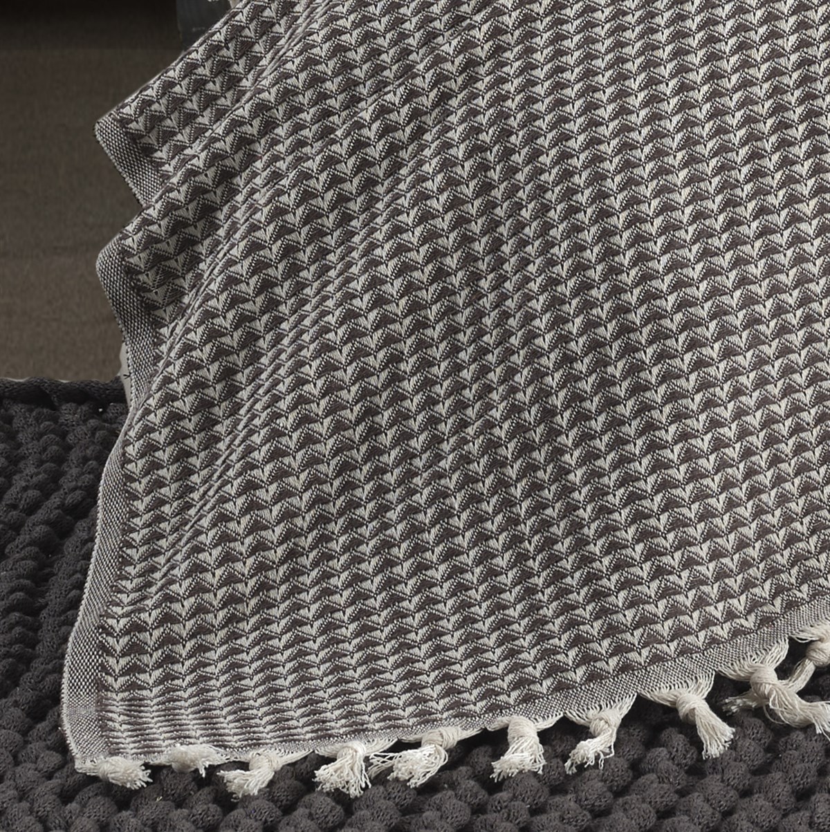 Vagonik Piramit Çift Kişilik Yatak Örtüsü 200 X 230 Cm Pike Pamuklu Koltuk Kanepe Örtüsü Püsküllü - Kahve