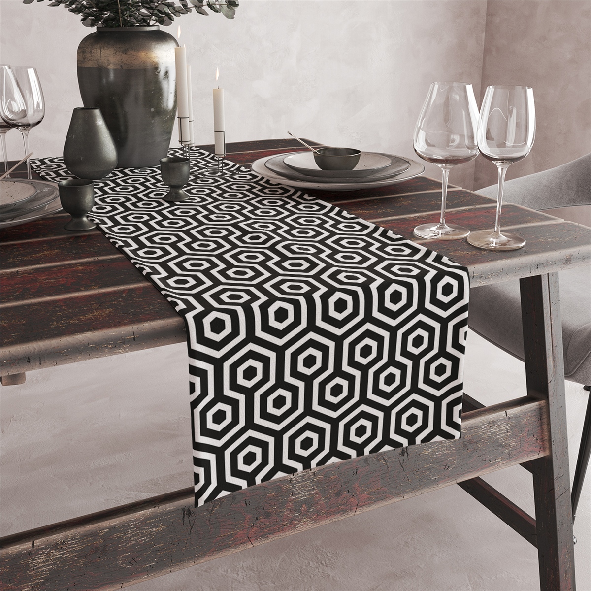 Vagonik Siyah Beyaz Altıgen Desenli Dijital Baskılı Runner 140x40 cm