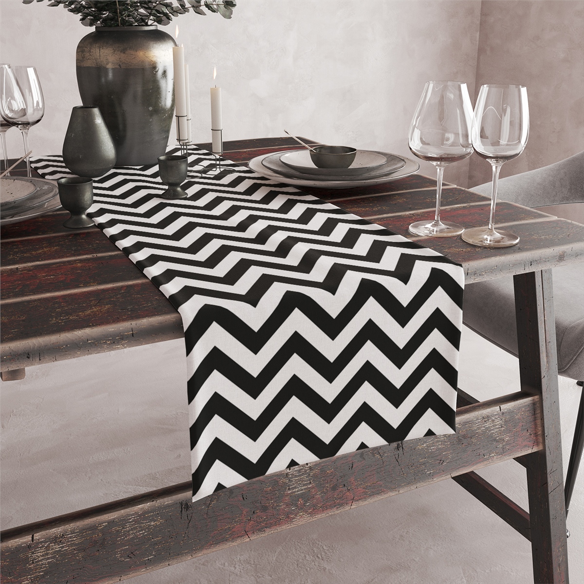 Vagonik Siyah Beyaz Yan Zigzag Desenli Dijital Baskılı Runner 140x40 cm