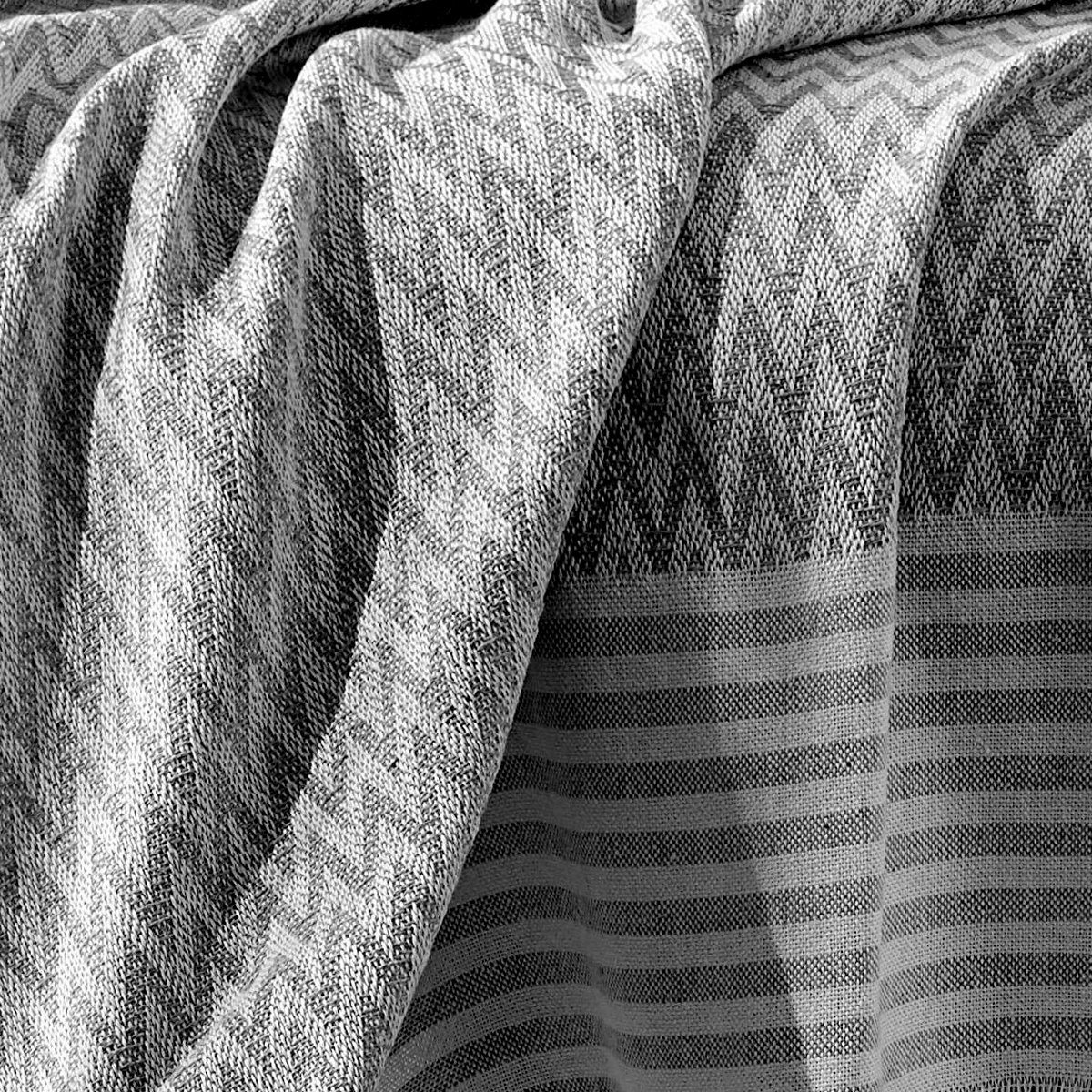 Vagonik Zigzag Natural Keten Koltuk Örtüsü | Koltuk Şalı Çekyat Örtüsü - Füme