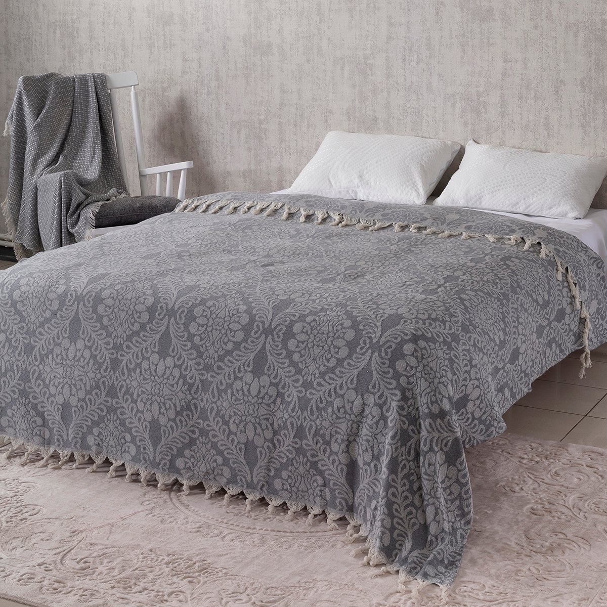  Damask Desenli Çift Kişilik Yatak Örtüsü Jakarlı 200x230 Cm Füme