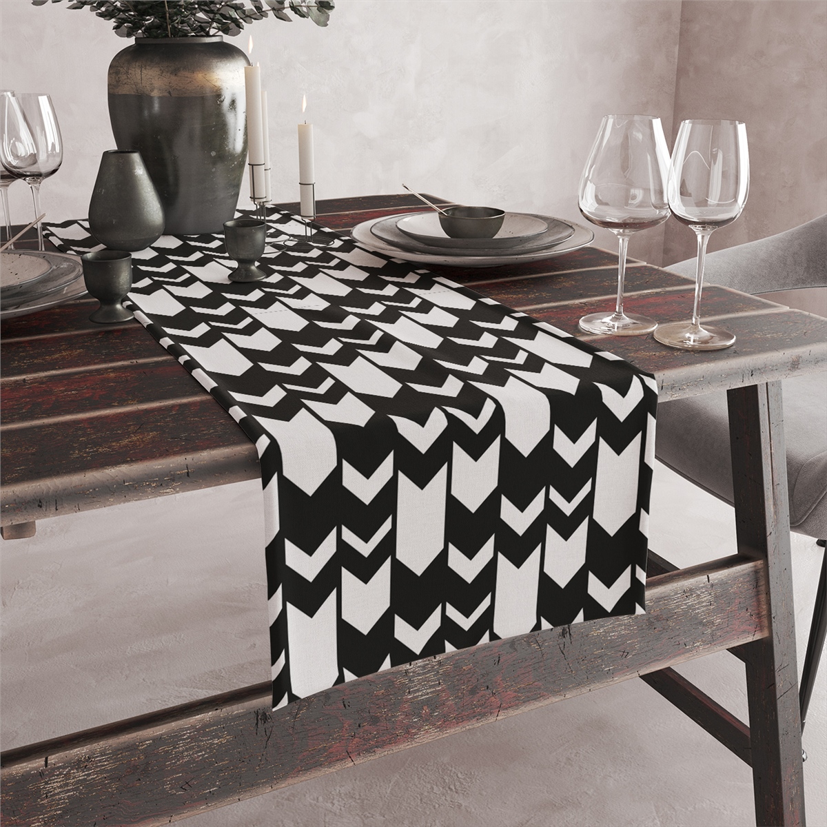 Vagonik Siyah Beyaz Ok Desenli Dijital Baskılı Runner 140x40 cm