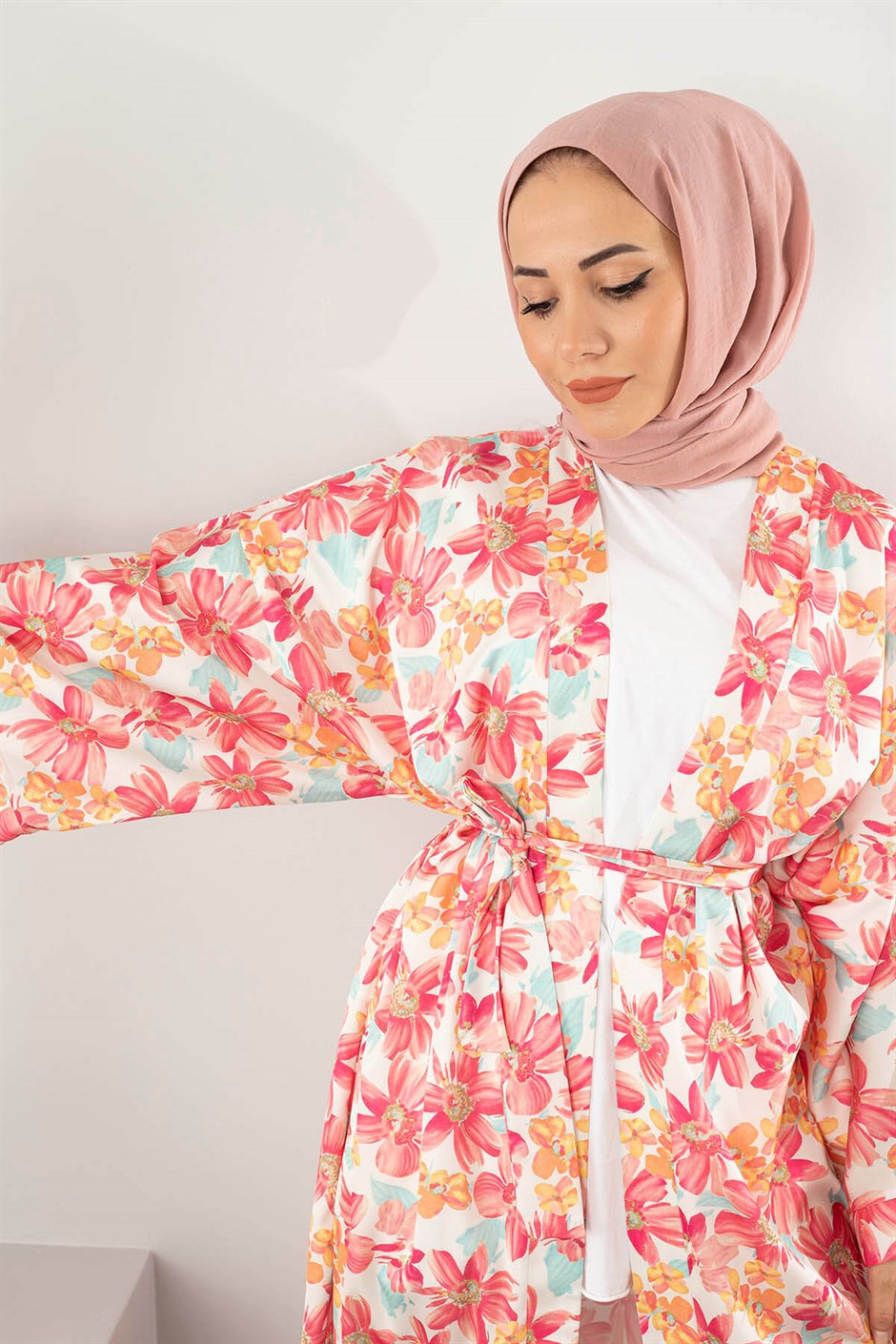 Renkli Çiçekli Kimono Pembe - Moda Ala