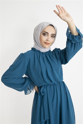 Kolu ve Yakası Fırfır Detaylı Elbise - Petrol Mavisi