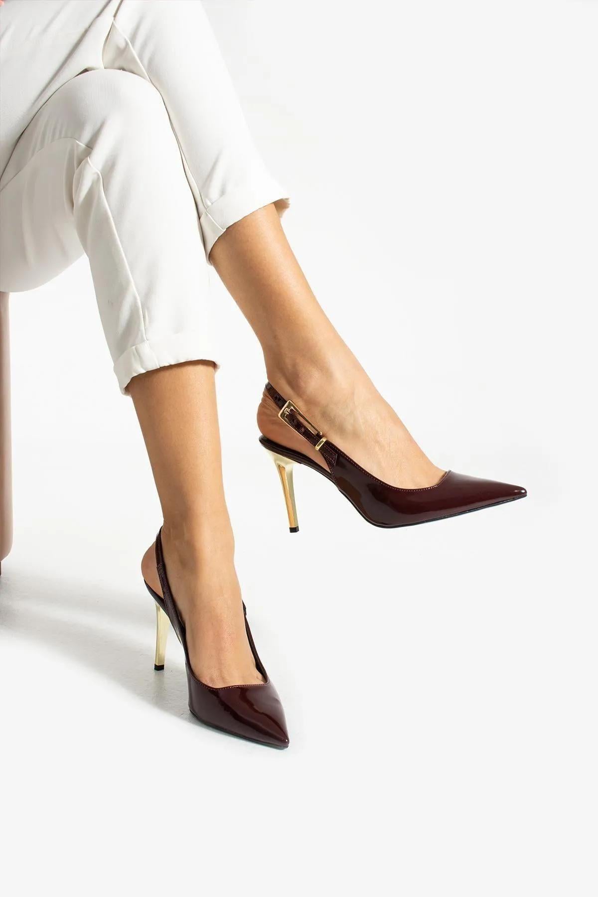Elanora Bordo Stiletto	
