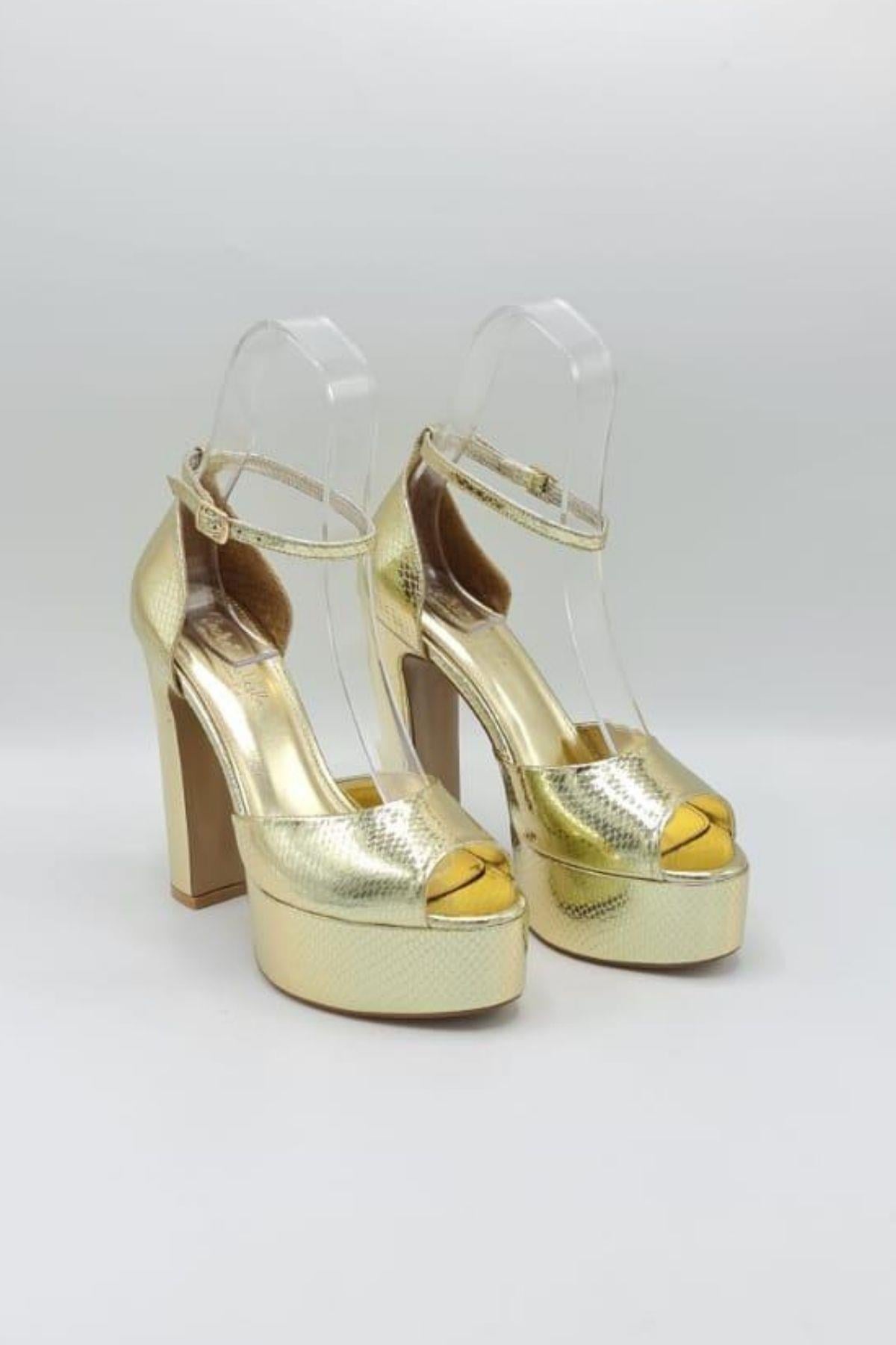 Halsey Gold Platform Topuklu Ayakkabi