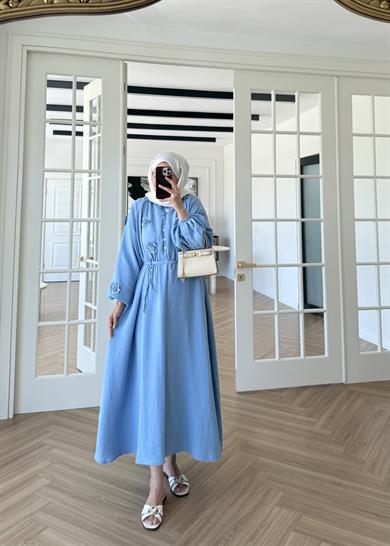 Aliza Çiçek İşlemeli Müslin Elbise Mavi