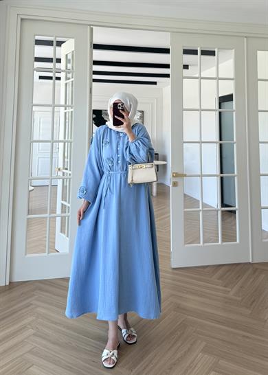 Aliza Çiçek İşlemeli Müslin Elbise Mavi