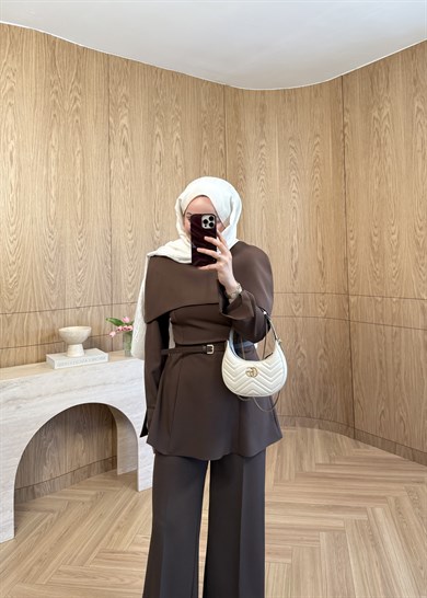 Aura Pelerinli Takım Kahve