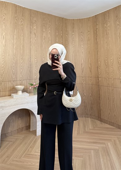 Aura Pelerinli Takım Siyah