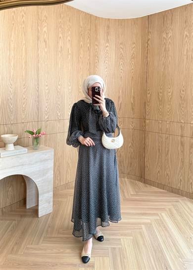 Belden Büzgülü Puantiyeli Elbise Siyah