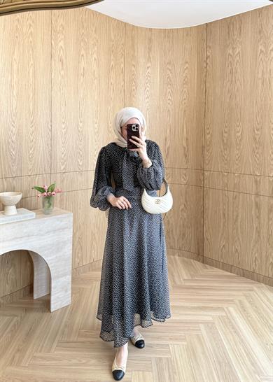 Belden Büzgülü Puantiyeli Elbise Siyah