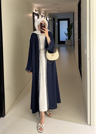 Brode Nakışlı Abaya Siyah