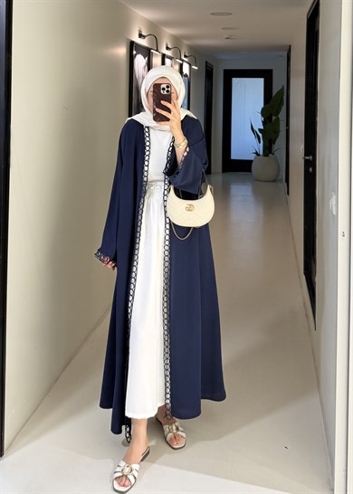 Brode Nakışlı Abaya Siyah