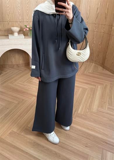 Dik Yaka Bağcıklı Takım Füme