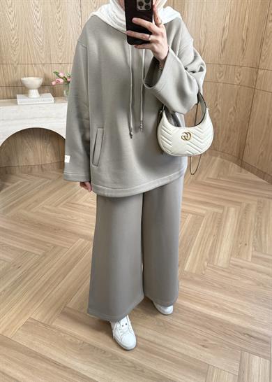 Dik Yaka Bağcıklı Takım Haki