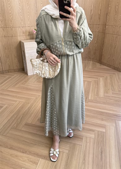 Elora Çiçek Desen Takım Çağla