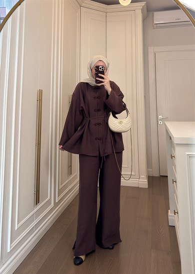 Galia Nakış Düğmeli Takım Mürdüm