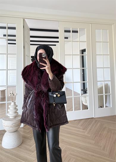 Geniş Kürk Yaka Detaylı Mont Mürdüm