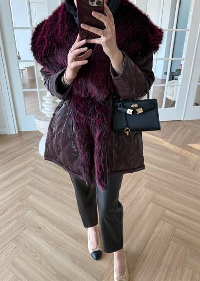 Geniş Kürk Yaka Detaylı Mont Mürdüm