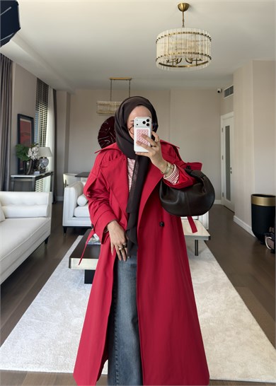 Geniş Yaka Kemerli Trençkot Kırmızı