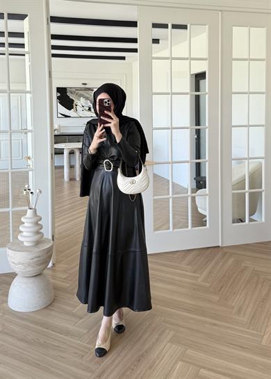 Gold Tokalı Deri Elbise Siyah