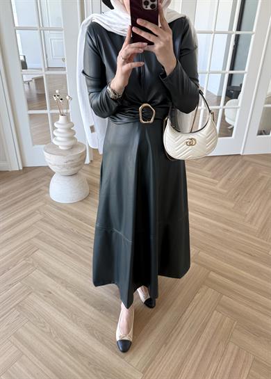 Gold Tokalı Deri Elbise Zümrüt Yeşili