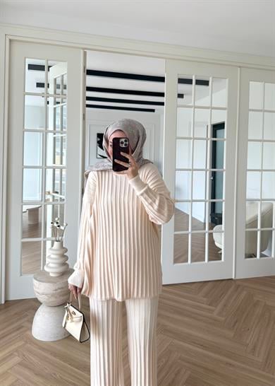 Kaşmir Triko Takım Vanilya