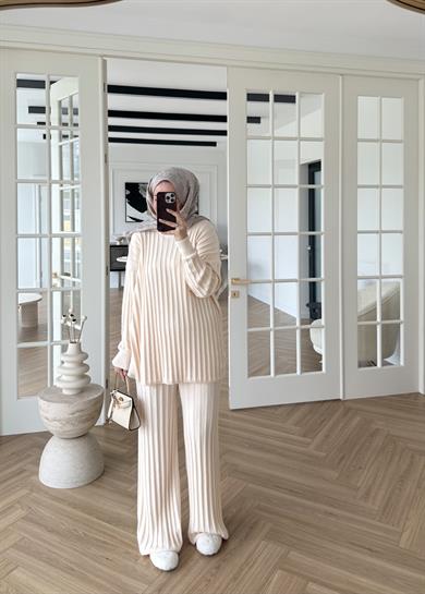 Kaşmir Triko Takım Vanilya