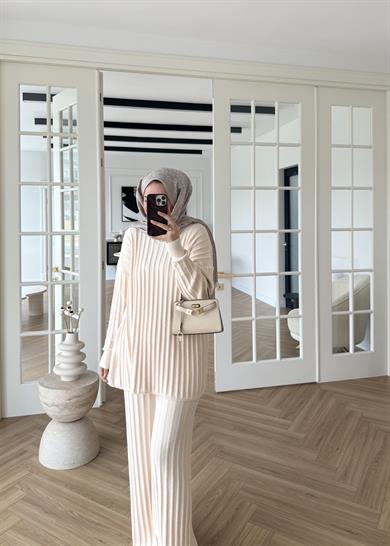 Kaşmir Triko Takım Vanilya