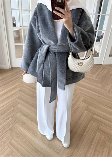 Geniş Yakalı Kaban Antrasit