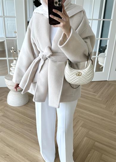 Geniş Yakalı Kaban Bej